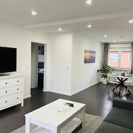 Elegante Apartment In Erftstadt Mit Balkon, Zentral, Bahnhof Nah, Phantasialand Bruehl Bei Cologne מראה חיצוני תמונה