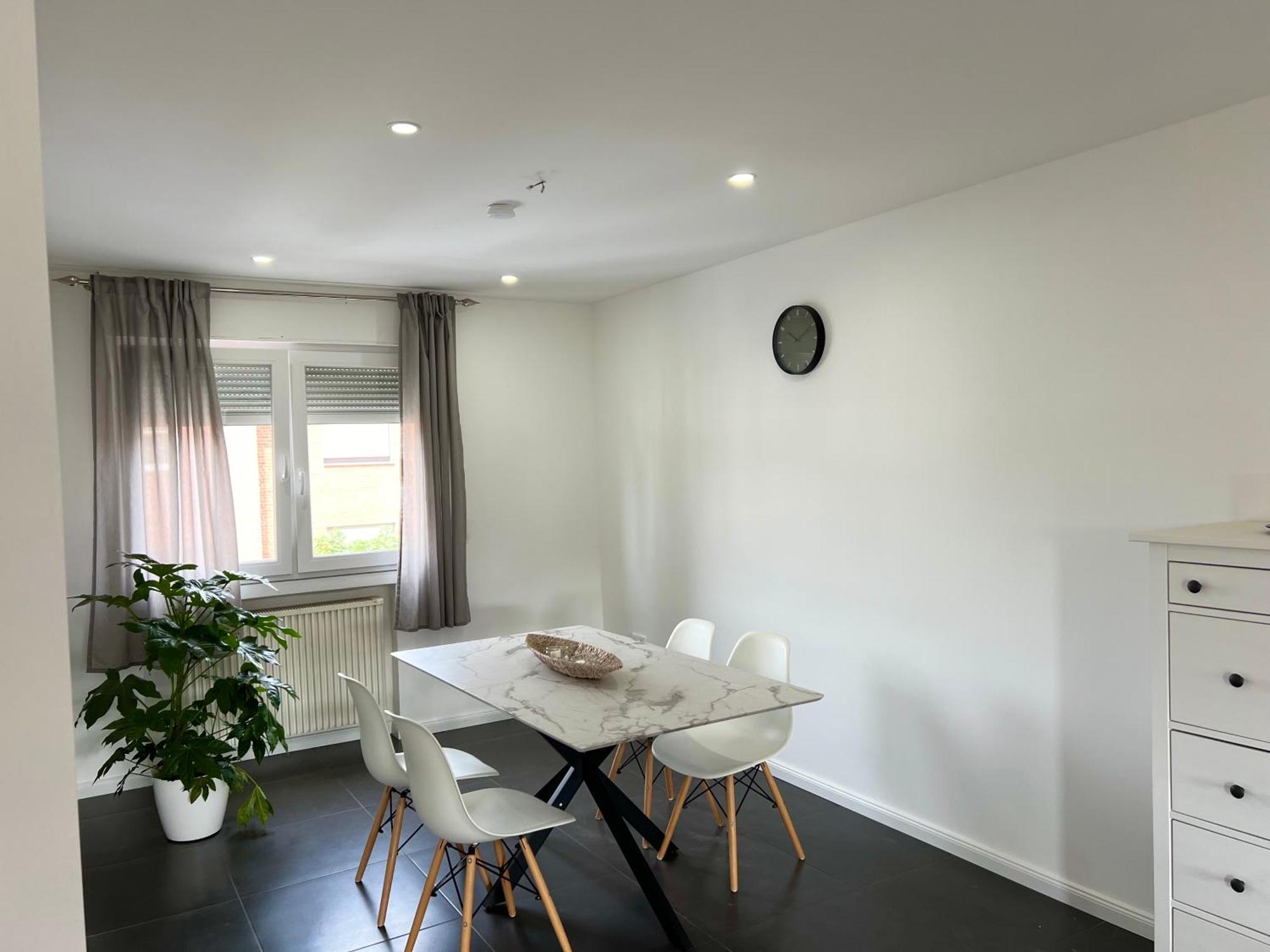 Elegante Apartment In Erftstadt Mit Balkon, Zentral, Bahnhof Nah, Phantasialand Bruehl Bei Cologne מראה חיצוני תמונה