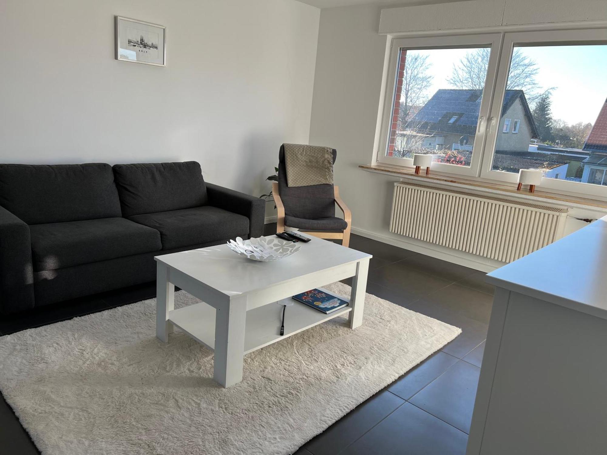 Elegante Apartment In Erftstadt Mit Balkon, Zentral, Bahnhof Nah, Phantasialand Bruehl Bei Cologne מראה חיצוני תמונה