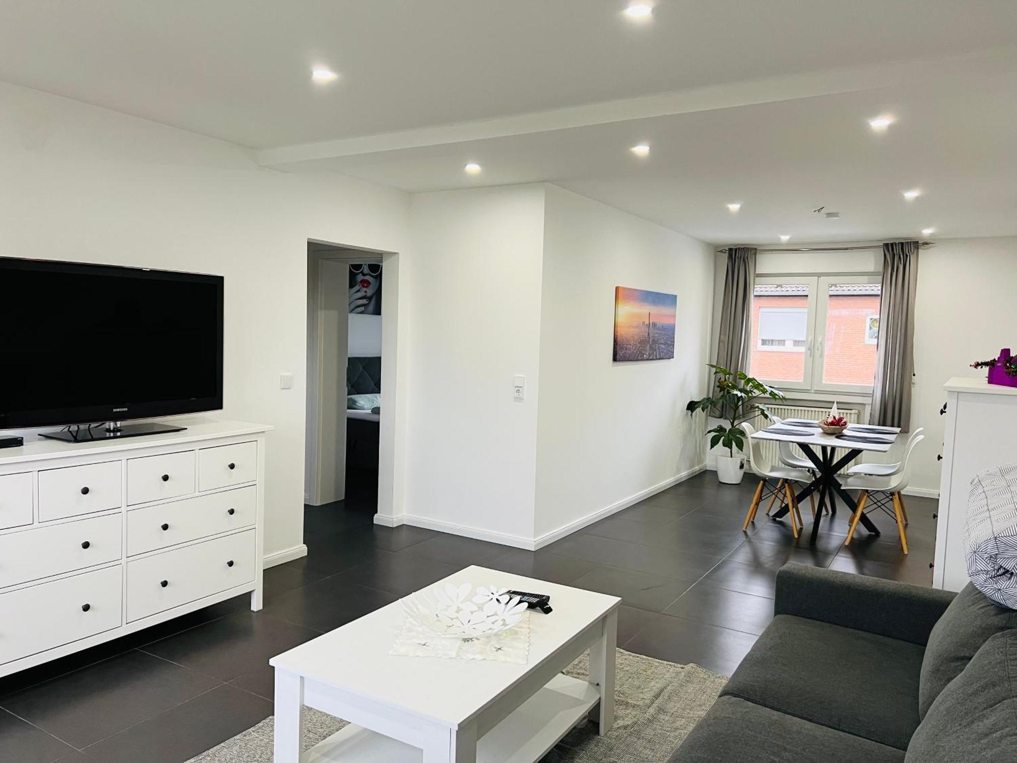 Elegante Apartment In Erftstadt Mit Balkon, Zentral, Bahnhof Nah, Phantasialand Bruehl Bei Cologne מראה חיצוני תמונה